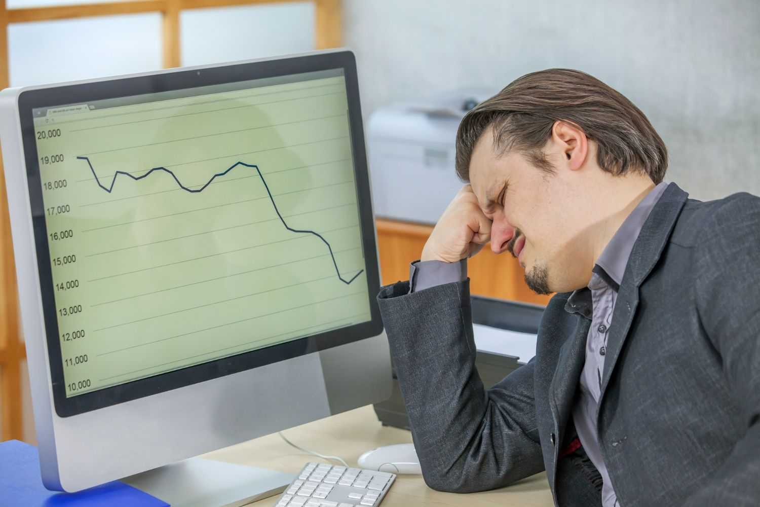 Investing and Emotions.jpg