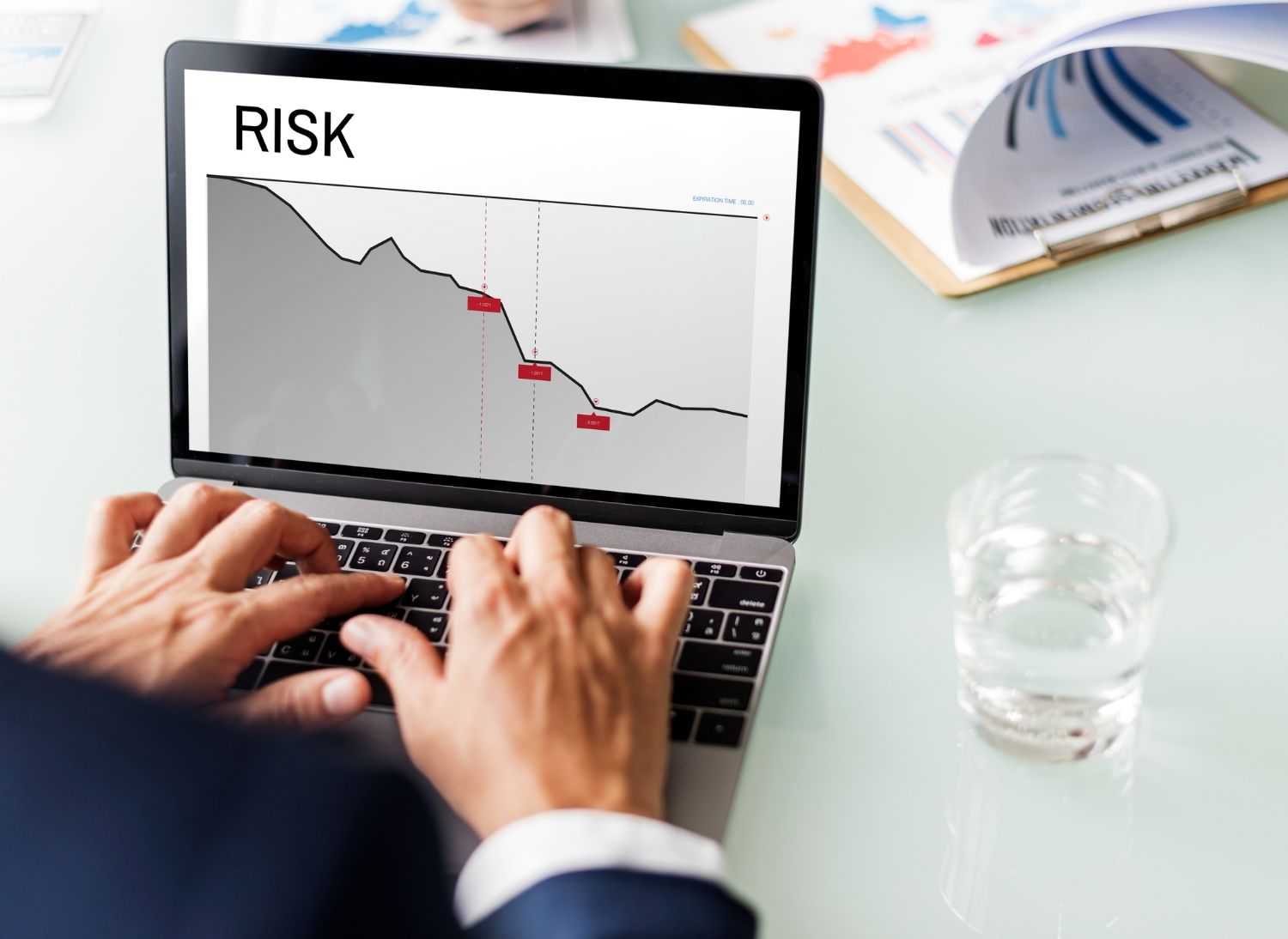 Risk Management Freepik.jpg