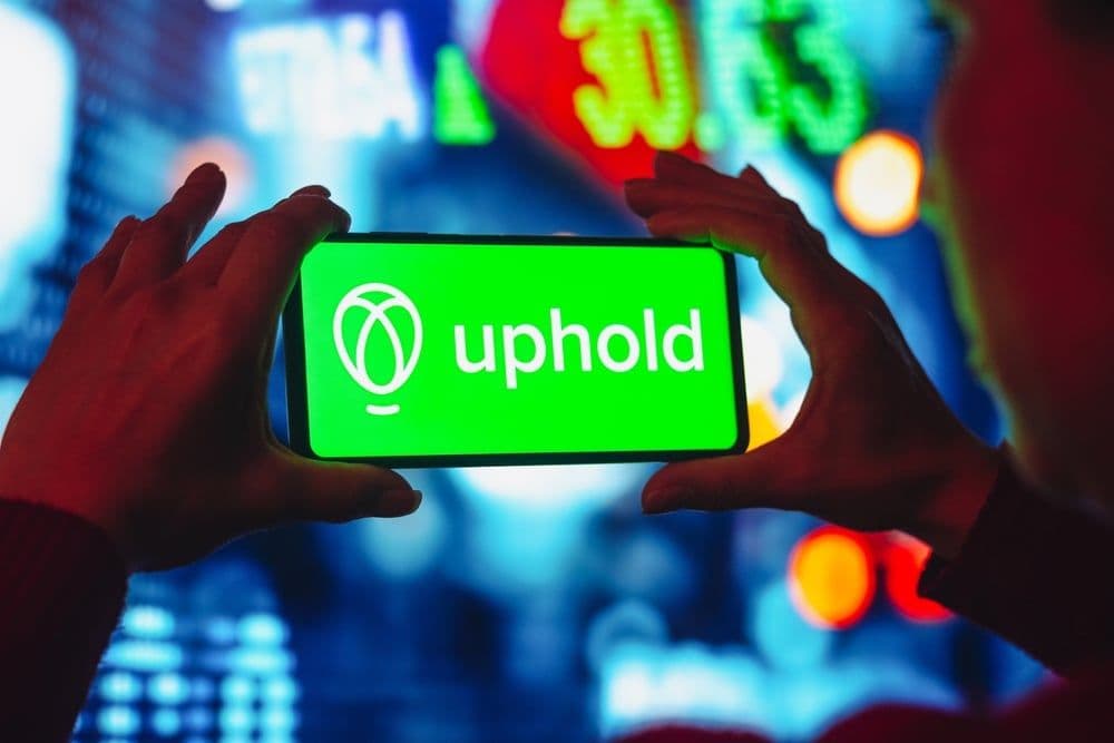 Uphold Review 2026: Is This Multi-Asset Trading Platform Right for You?